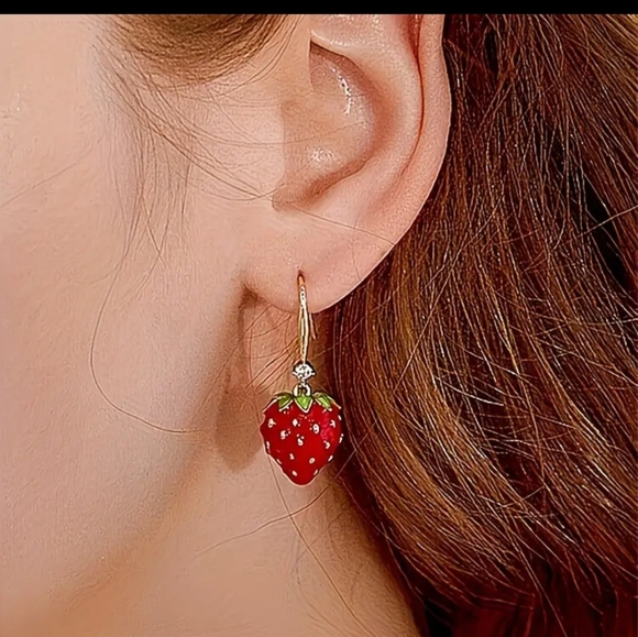 ✨3 FOR $28✨ 🆕️🍓 DELICATE STRAWBERRY EARRINGS🍓 - Picture 5 of 7